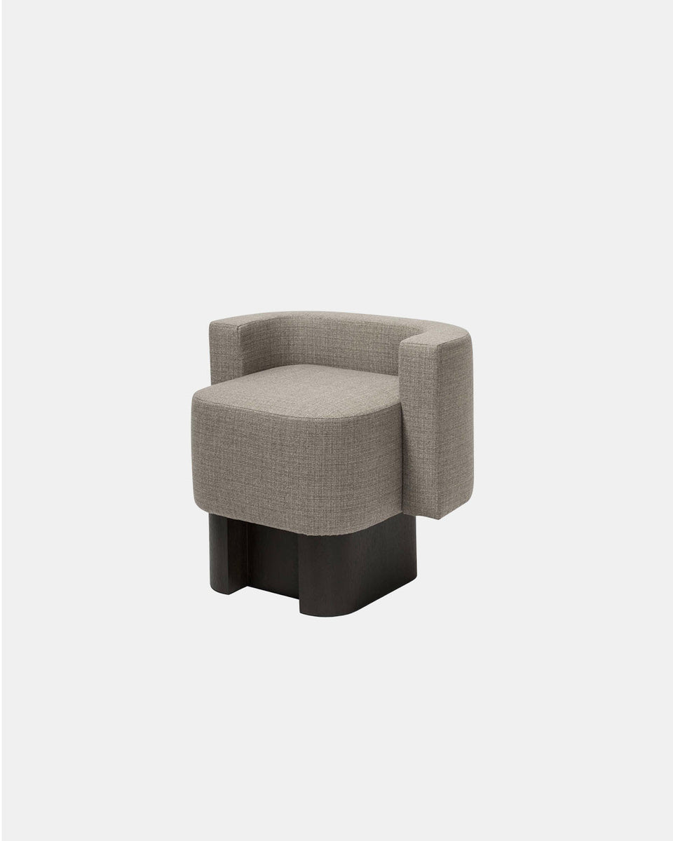 LLOYD ARMCHAIR