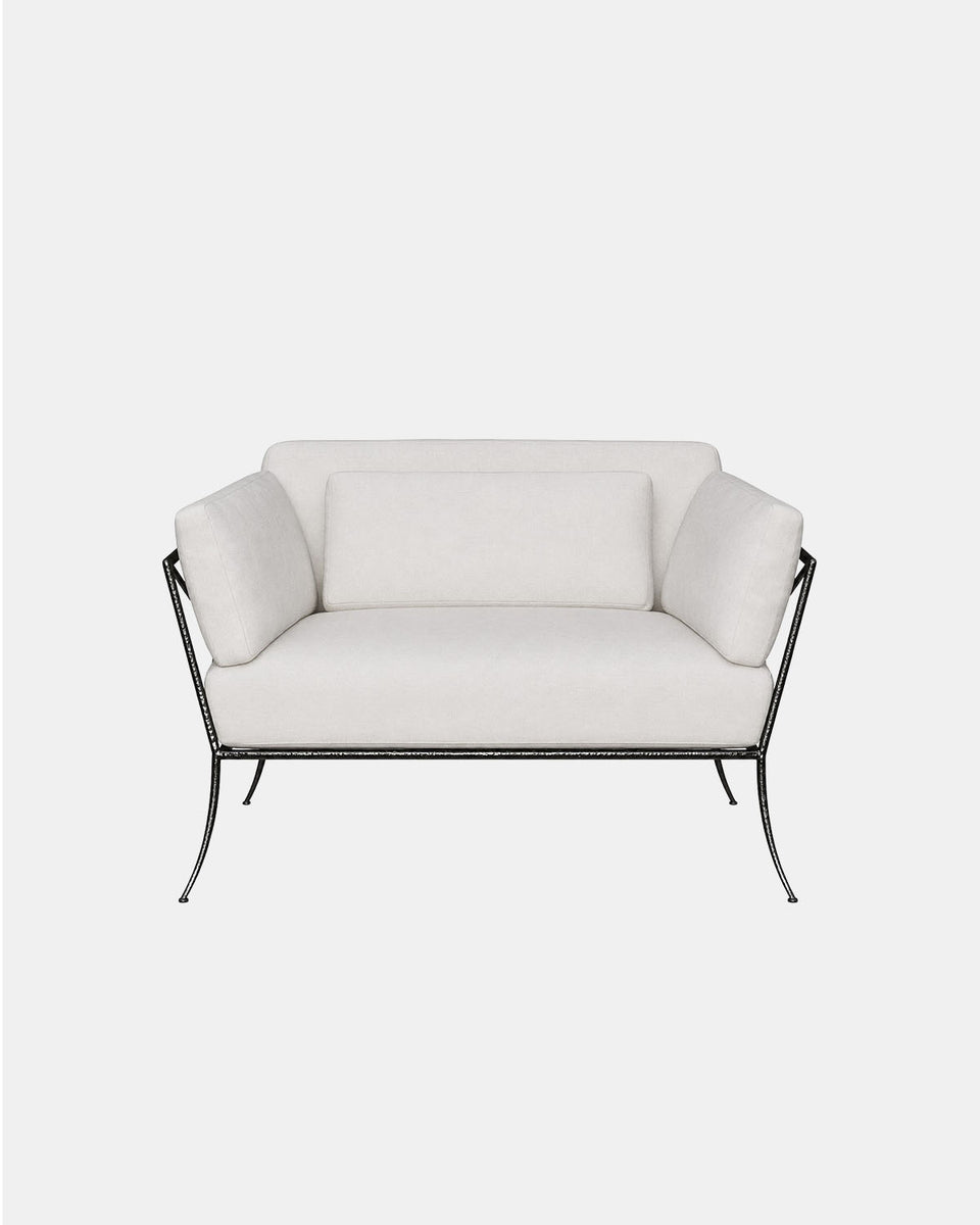 NAXOS CLUB CHAIR