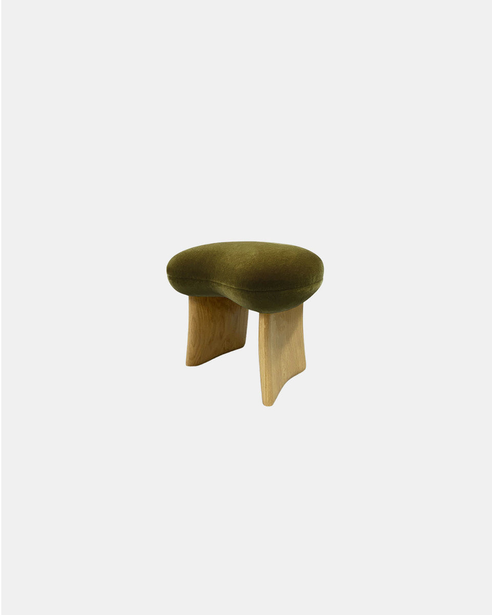 PEANUT STOOL