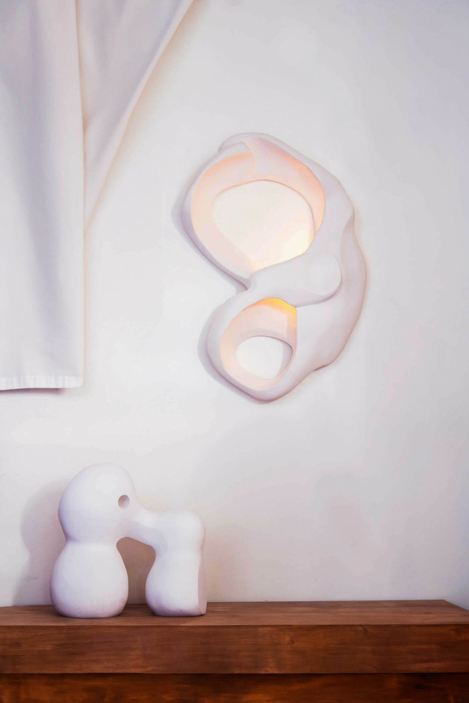 FORM NO_006 WALL LAMP