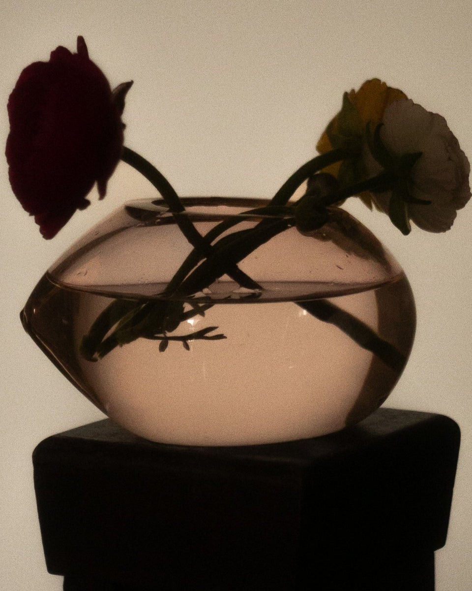 THE SCAVO FLOWER VASE