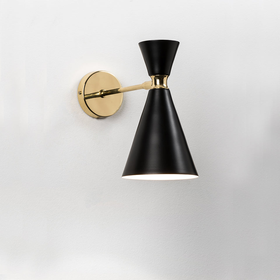 JO WALL LAMP
