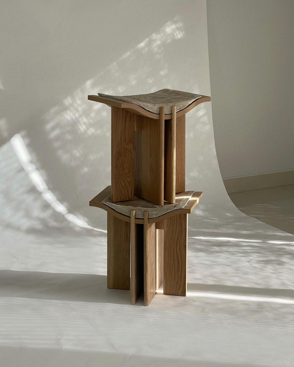 SUMMIT STOOL