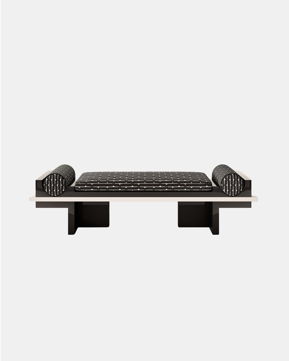 PATRON OAK BENCH