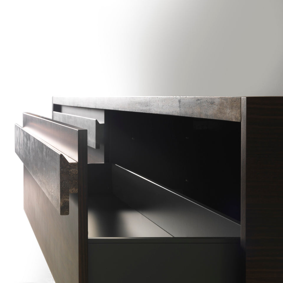 LINEAR BATHROOM CABINET