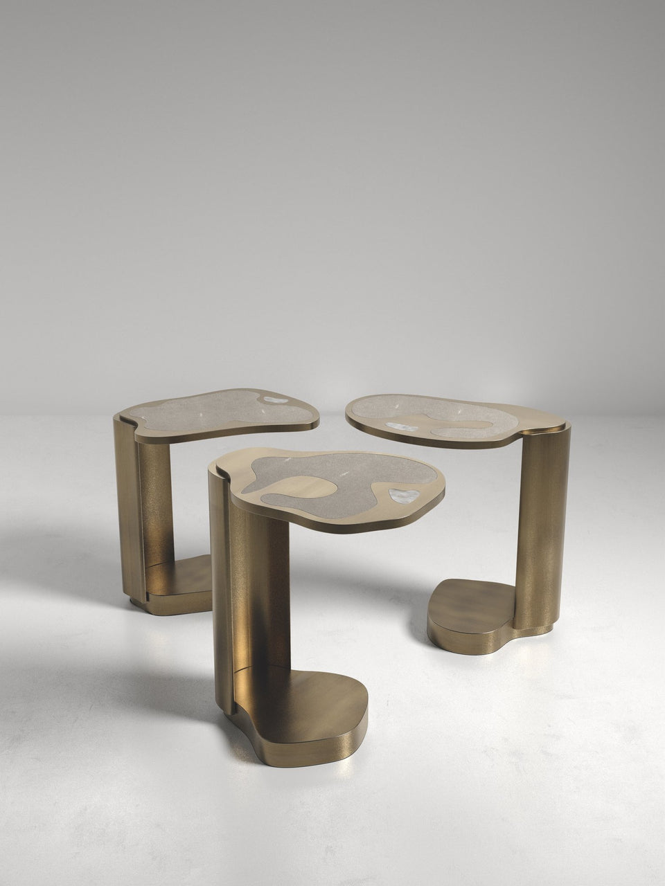 MASK WHITE QUARTZ NESTING SIDE TABLES