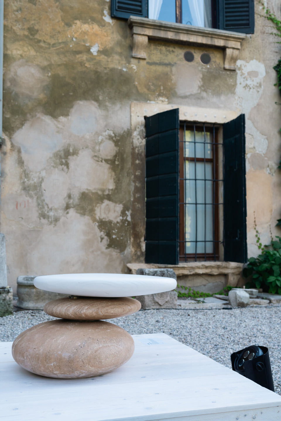 KEIR SEATING
