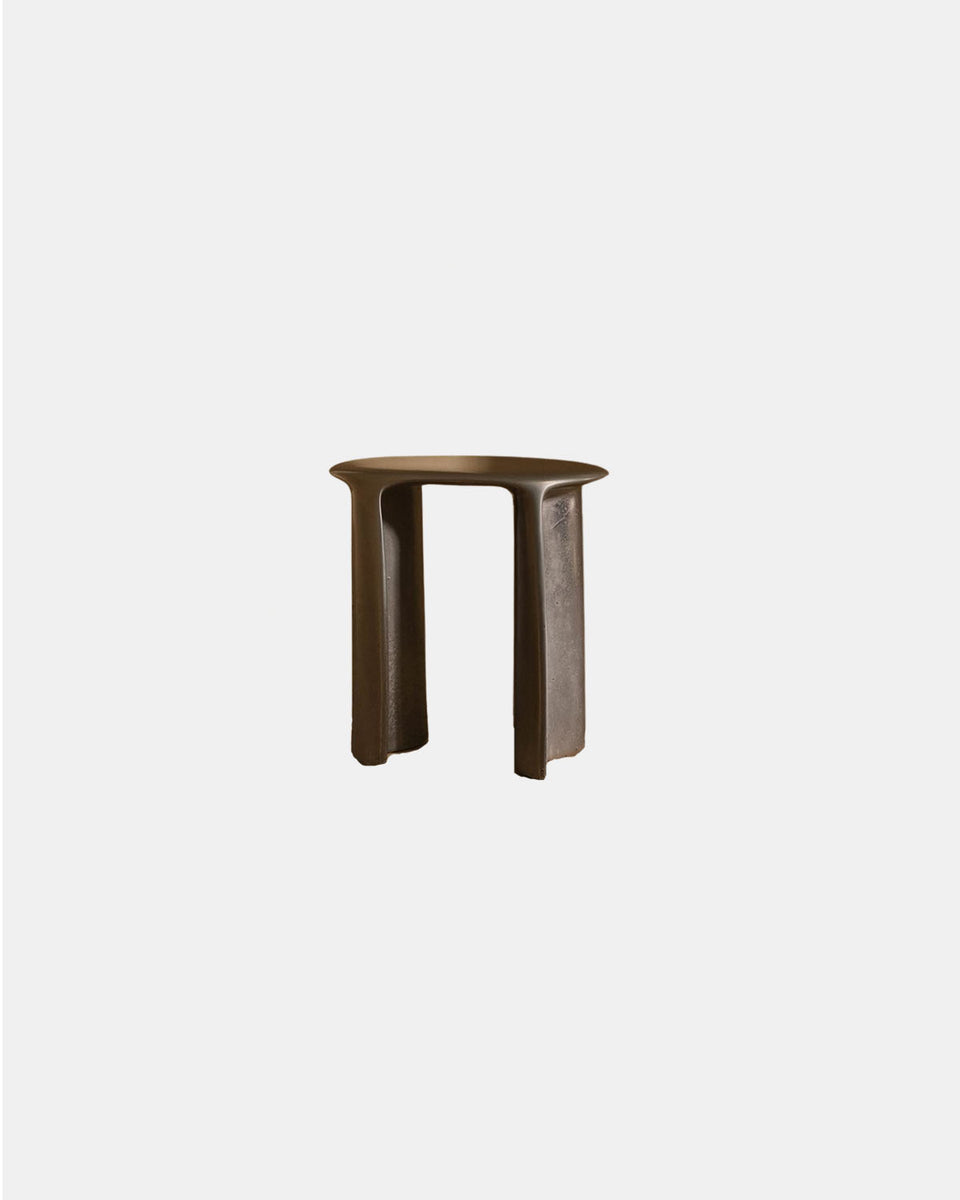 LIQUID ALUMINIUM STOOL