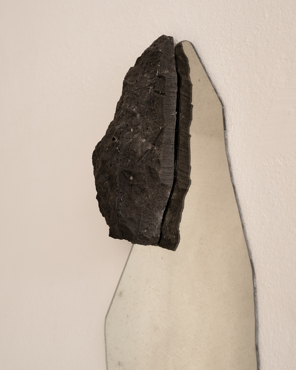 FISSURA MIRROR
