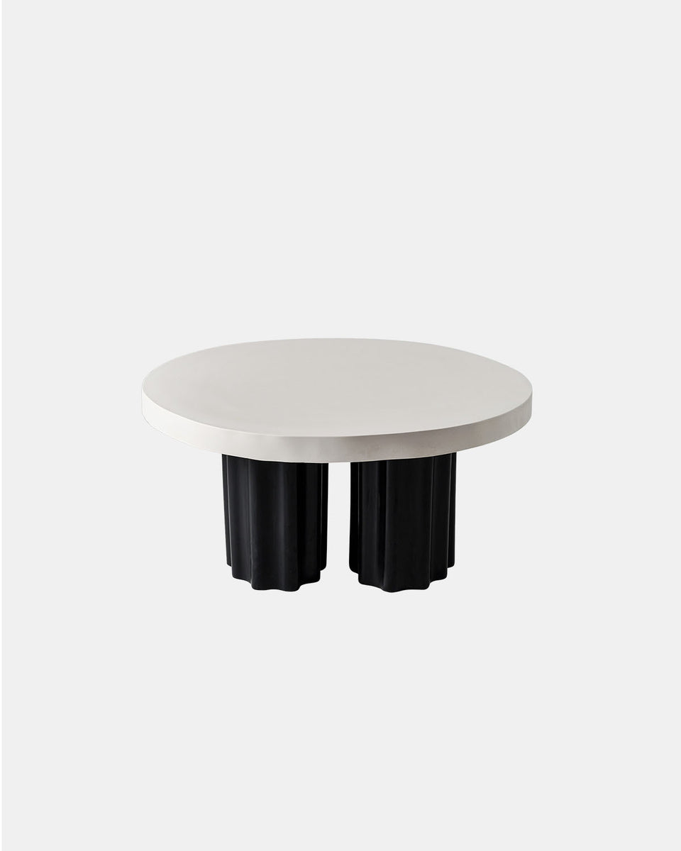 FLOWING BLACK & WHITE COFFEE TABLE