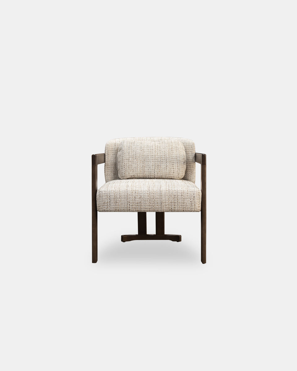 DOROTEA LOUNGE CHAIR