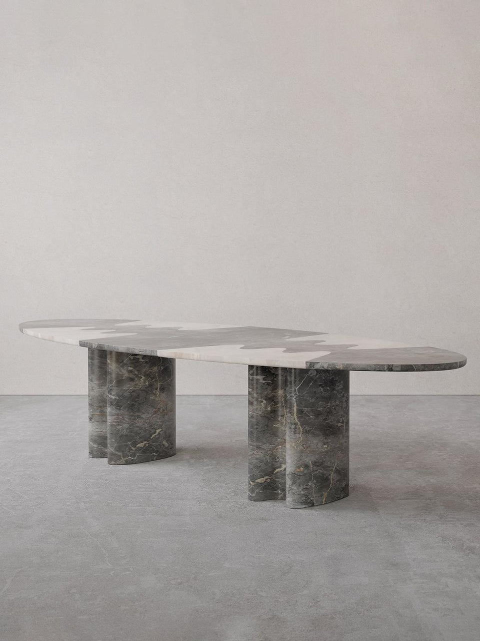 LAVANCHE DINING TABLE