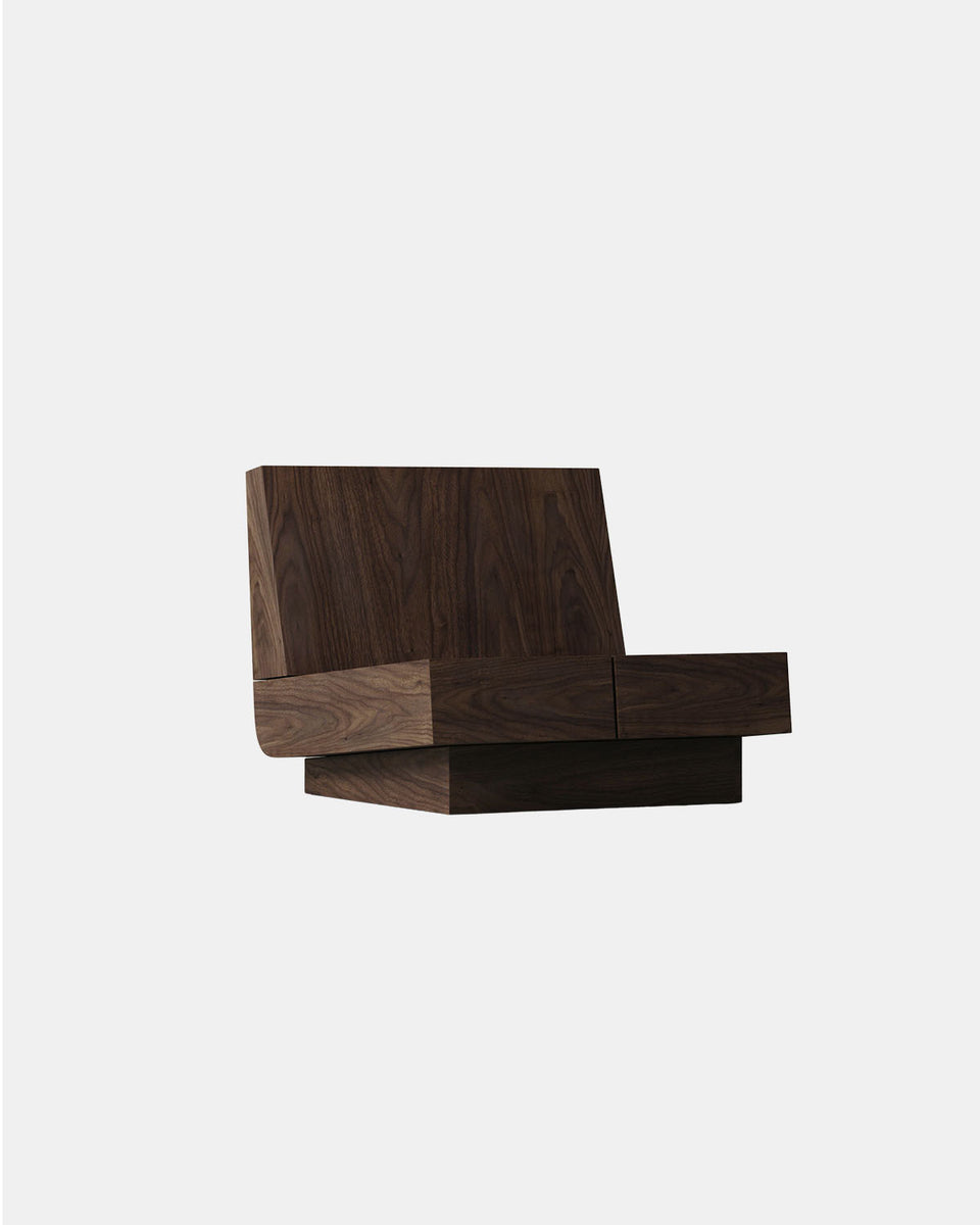 M_007 LOUNGE CHAIR