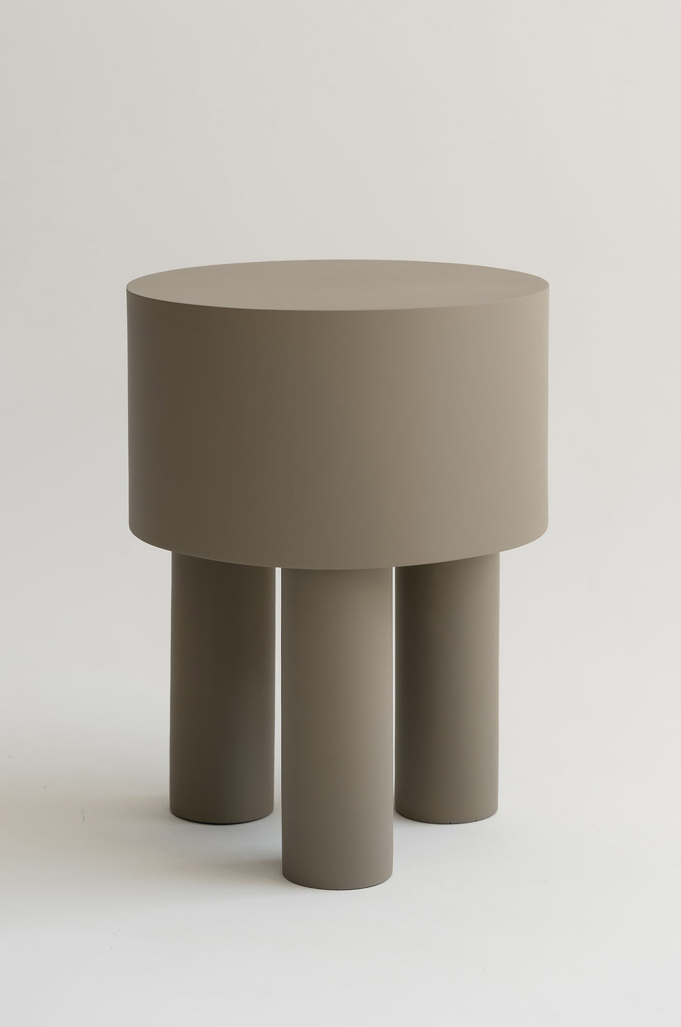 PILOTIS MARL SIDE TABLE SMOOTH