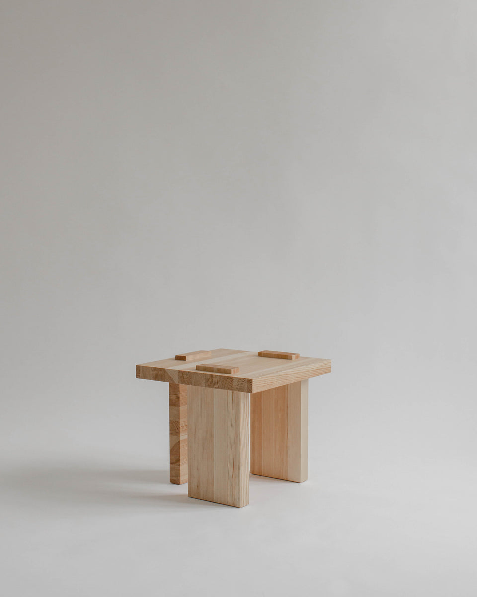 ITOORABA NATURAL PINE SIDE TABLE/STOOL