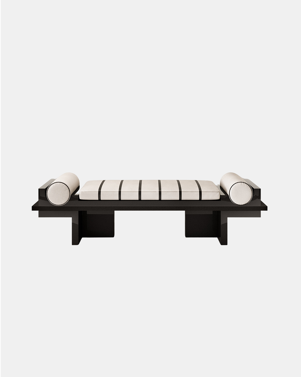 PATRON LACQUER BENCH