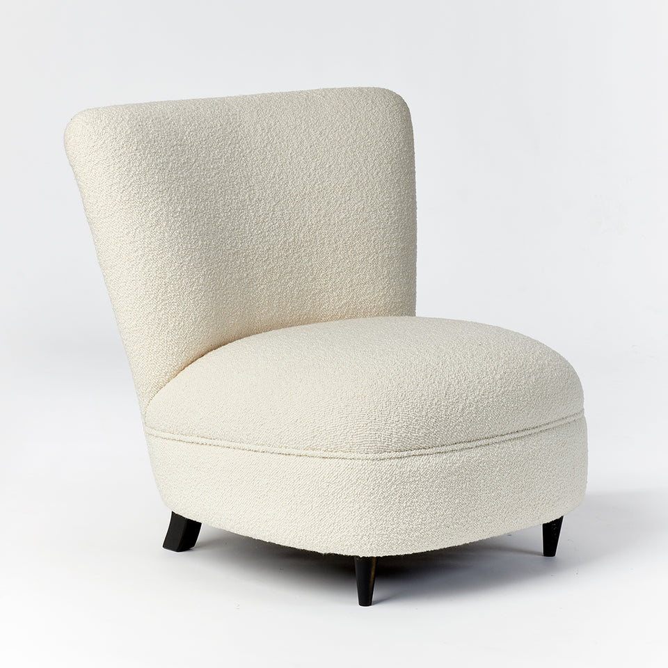 MOLISE LOUNGE CHAIR