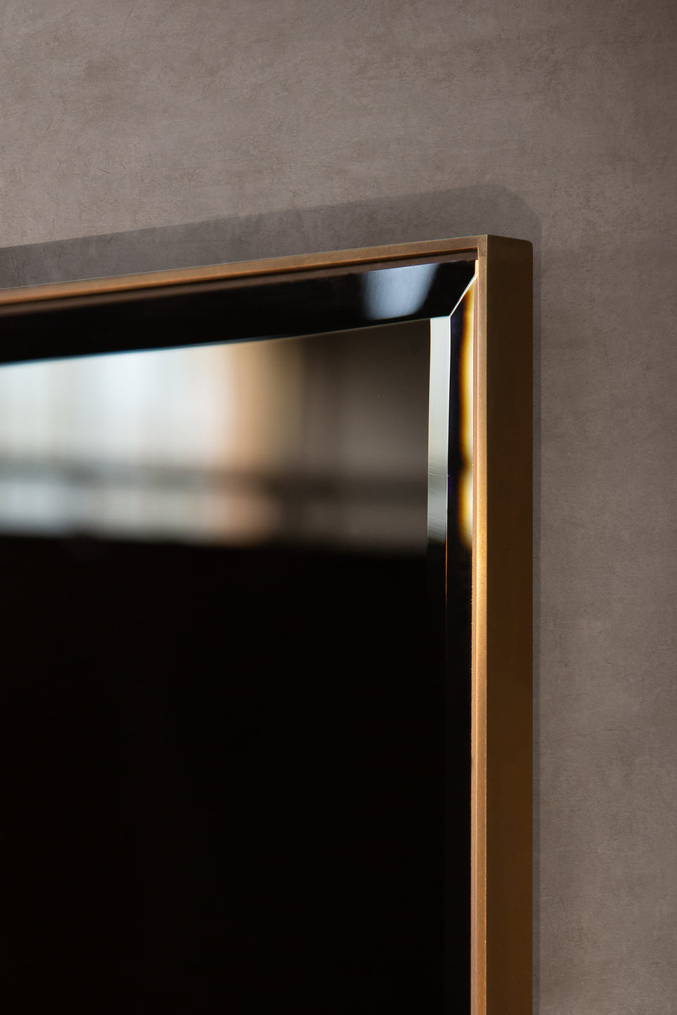 ARMSTRONG MIRROR