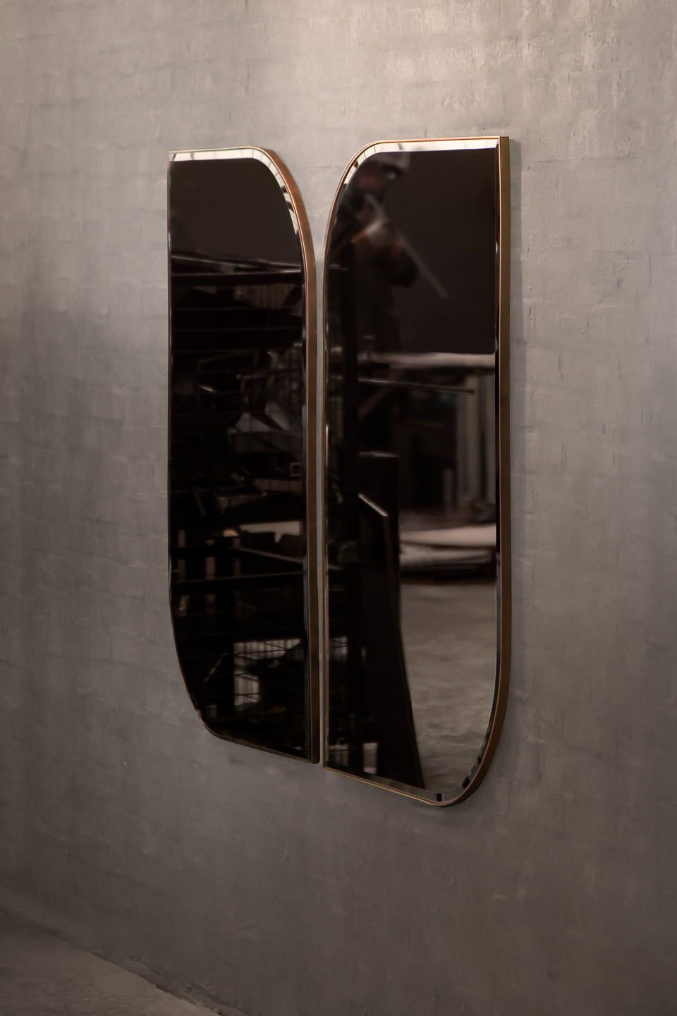 ARMSTRONG MIRROR