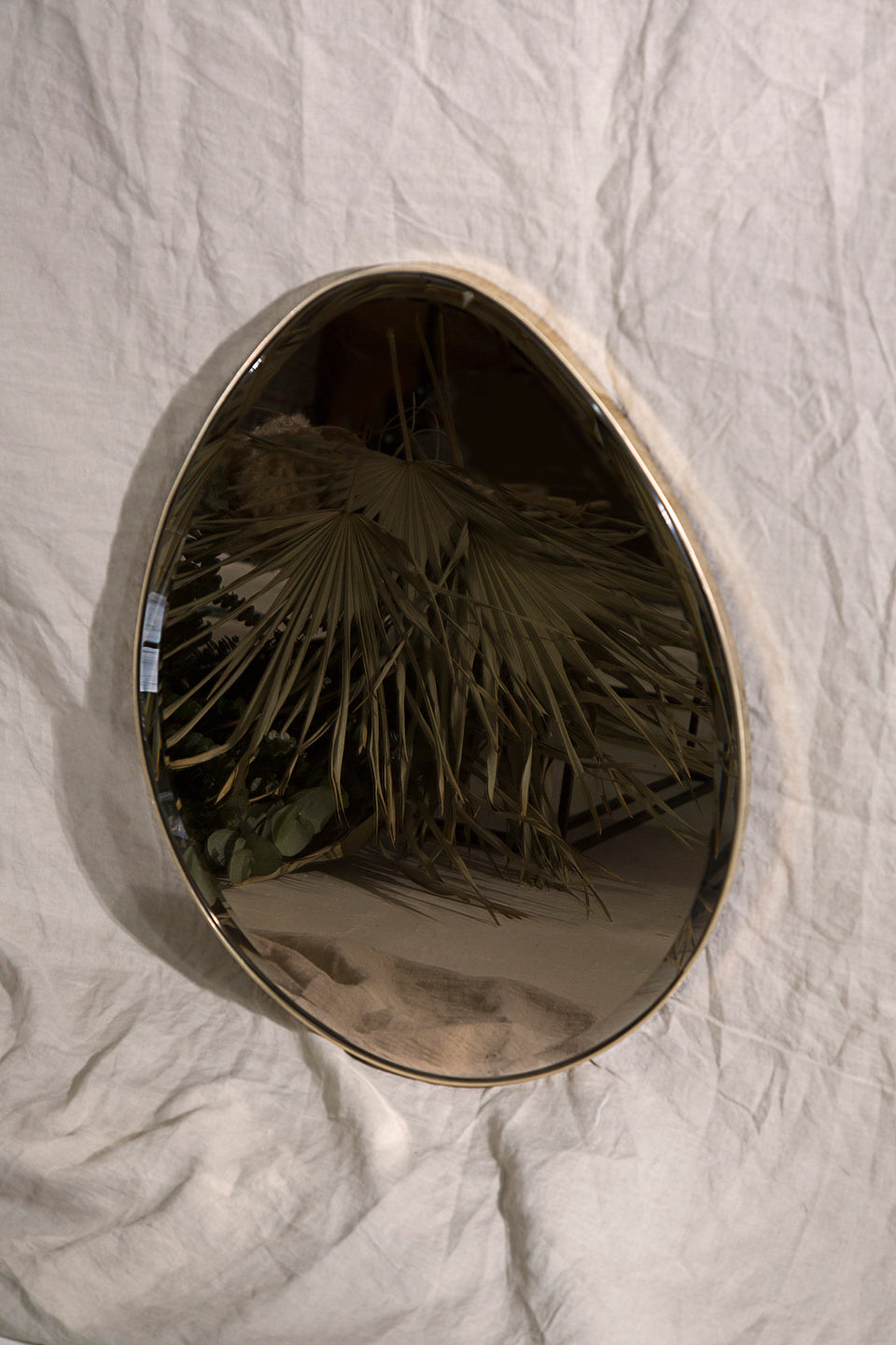 EGG MIRROR