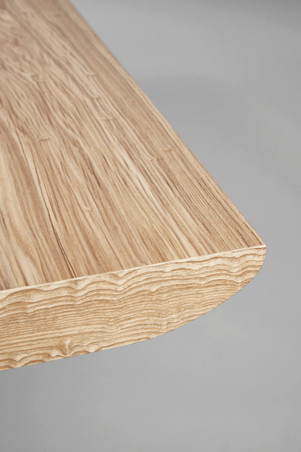 MIRAGE DINING TABLE