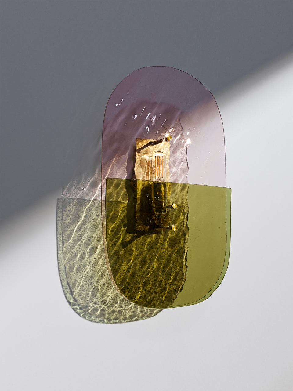 PILL 01 LIGHT SCULPTURE