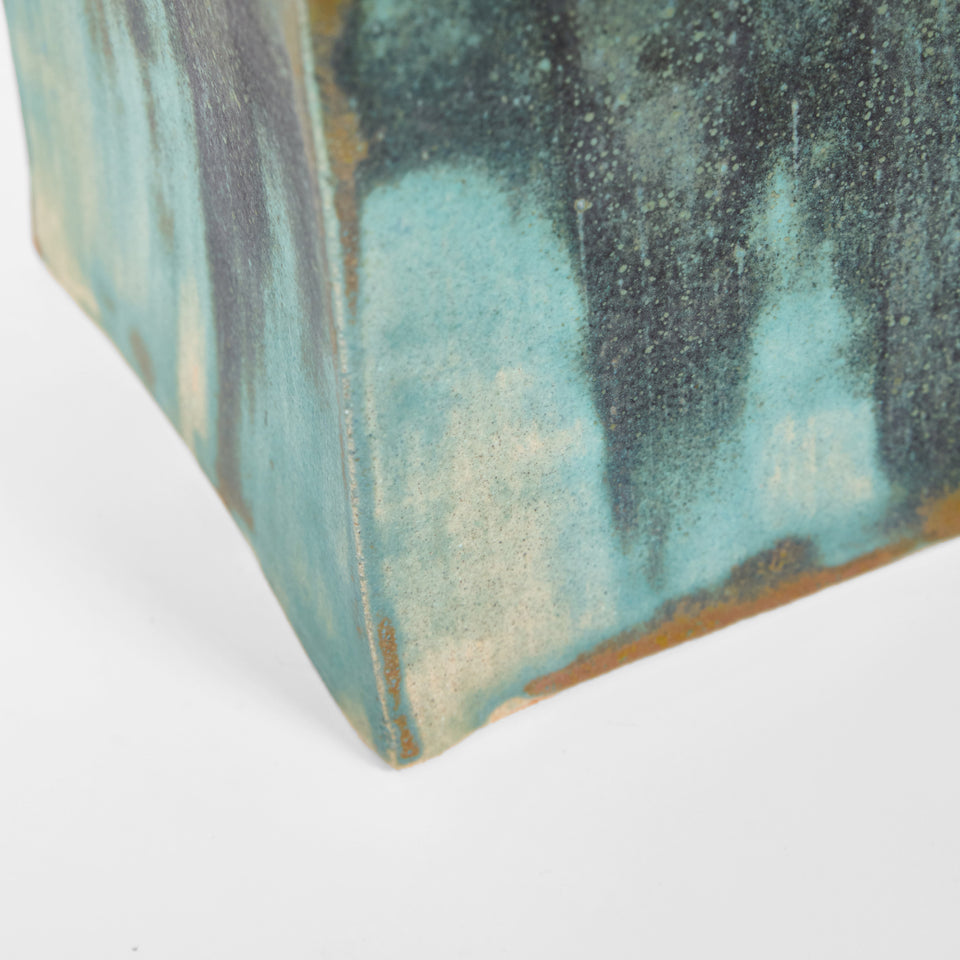AROUCA JADE TABLE LIGHT