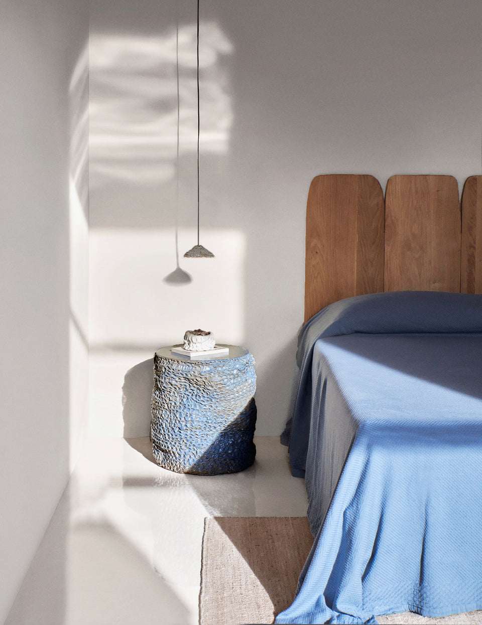 CASA CERAMIC SIDE TABLE