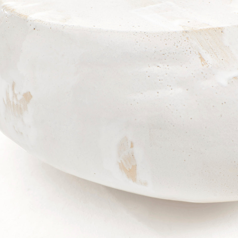 CERAMIC WHITE COFFEE TABLE