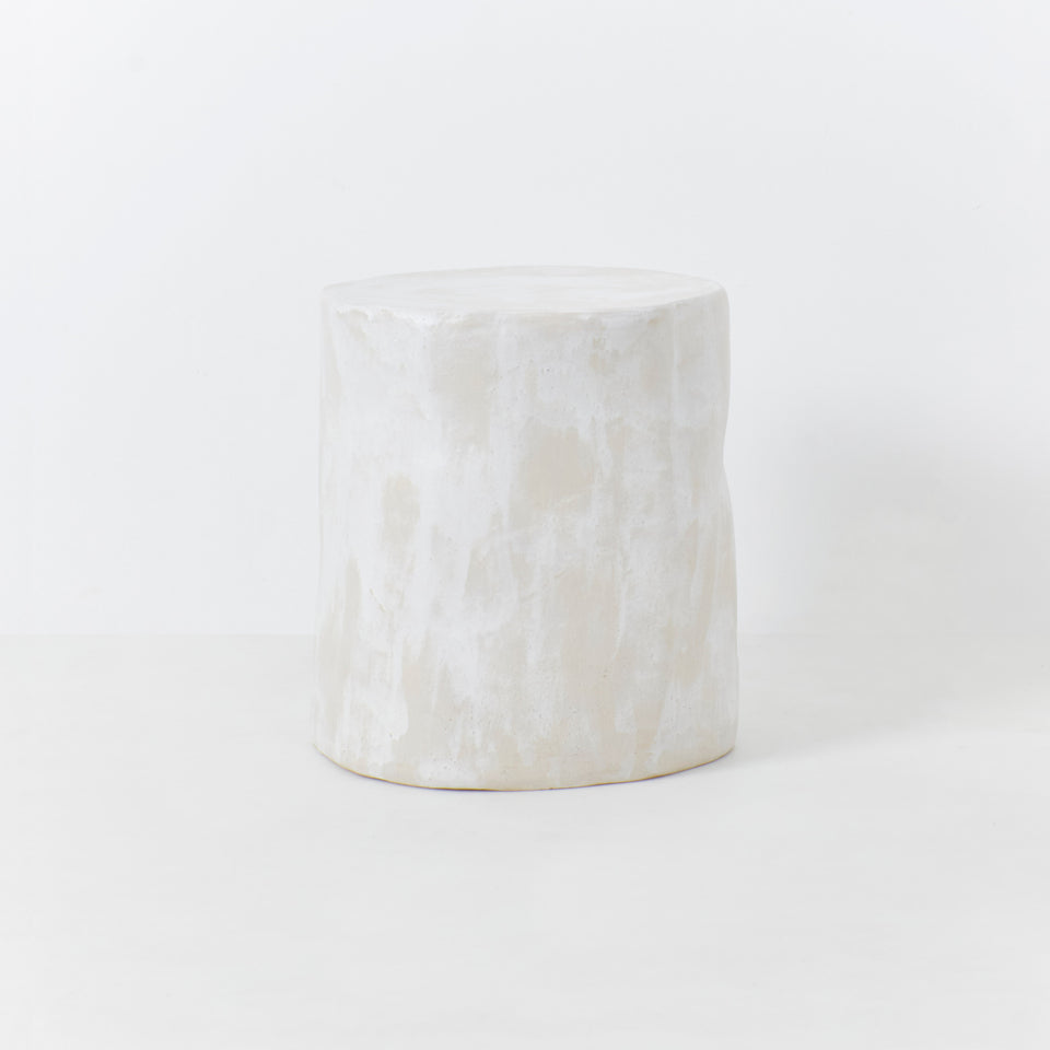 CERAMIC WHITE SIDE TABLE