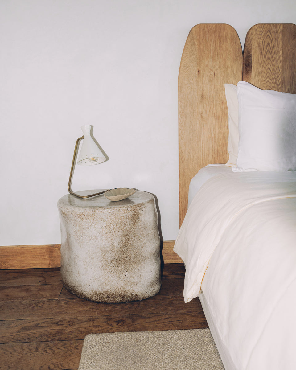 CERAMIC CORAL WHITE SIDE TABLE