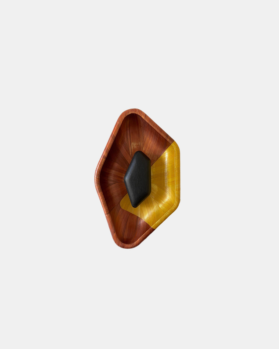SATARA WALL LIGHT