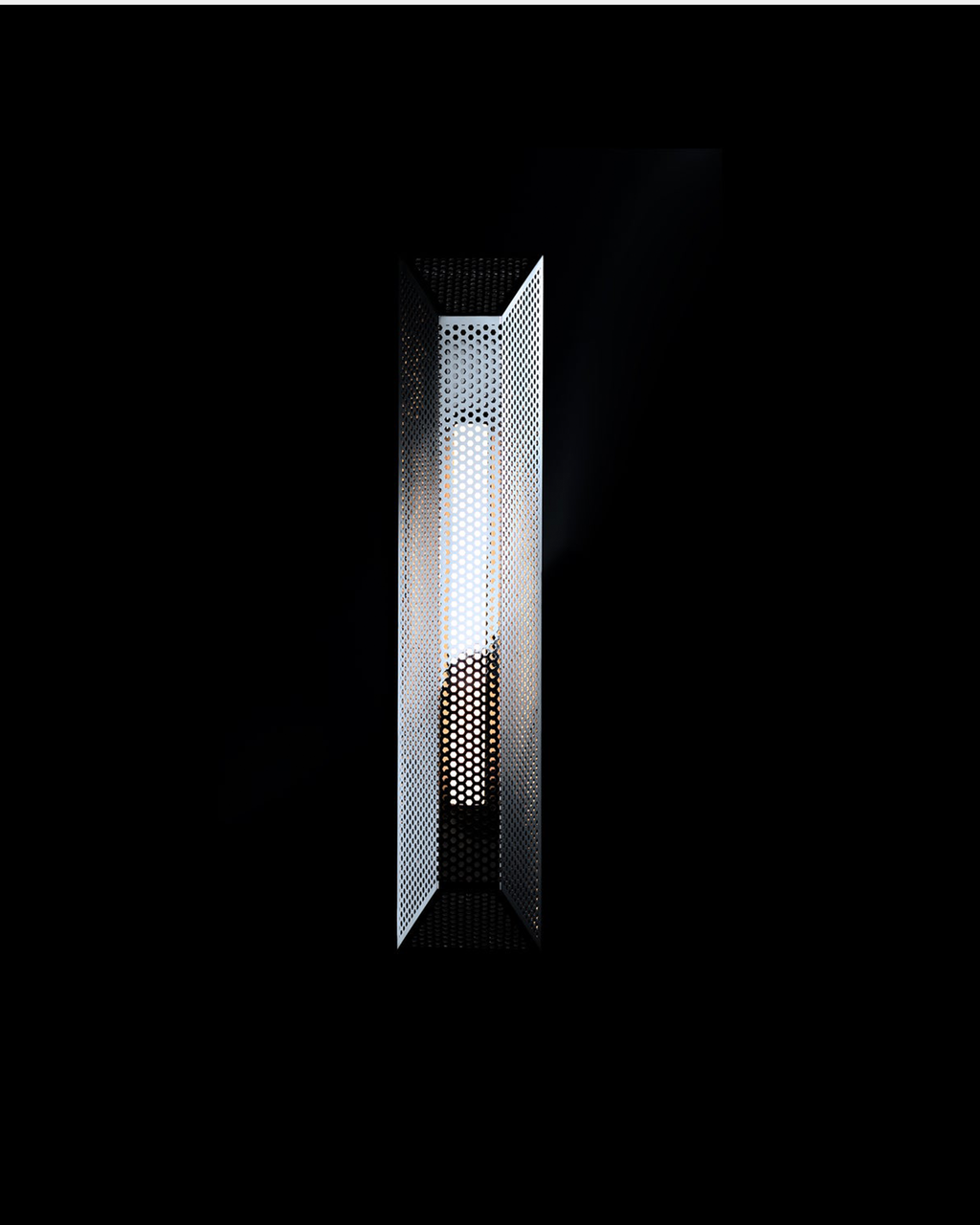TRAP WALL SCONCE – FREEMAN GALLERY