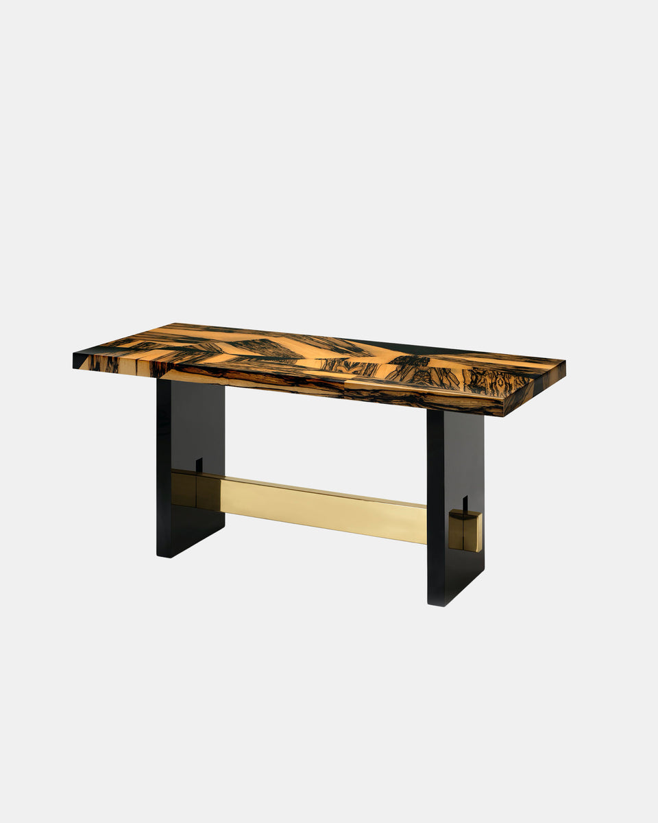 GEOMETRY CONSOLE