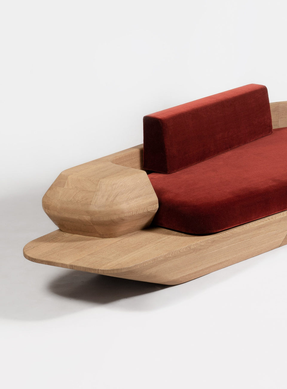 ASTHILA SOFA