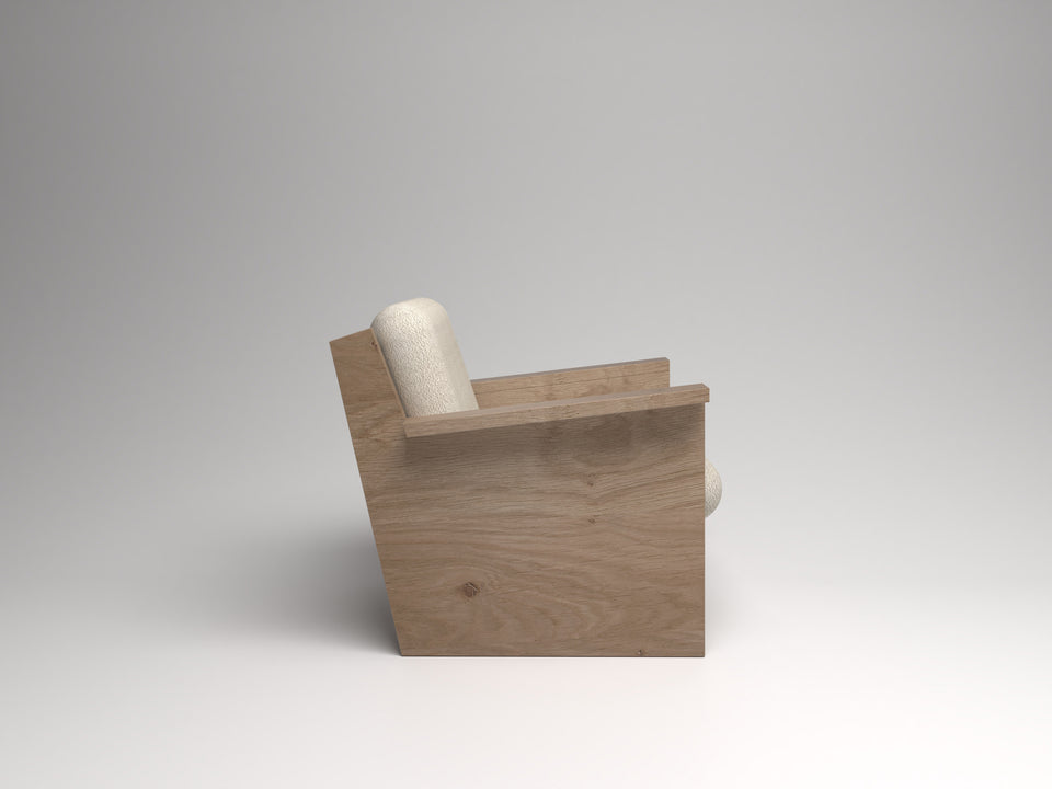 PENTA ARMCHAIR