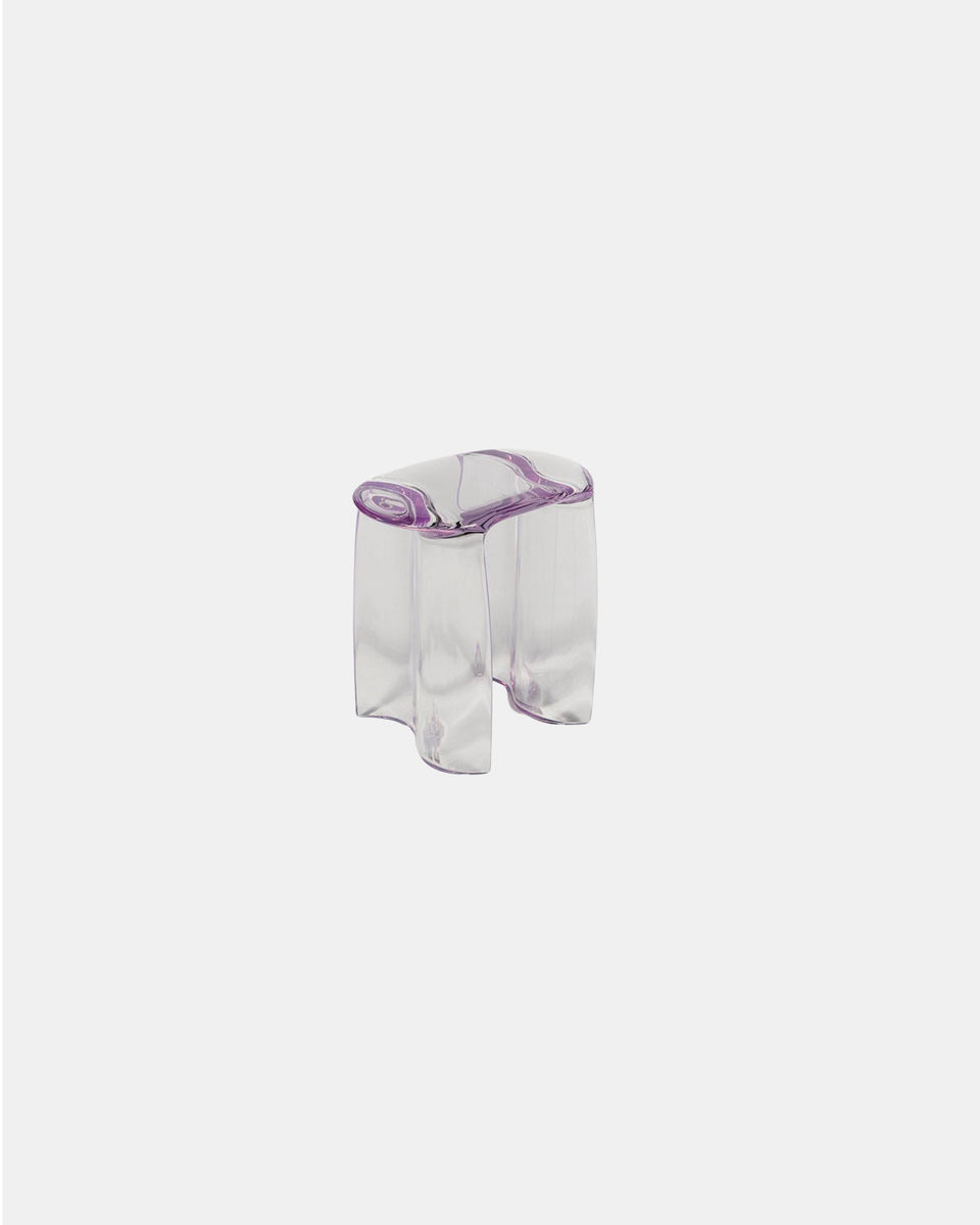 LIQUID RESIN SOLID STOOL