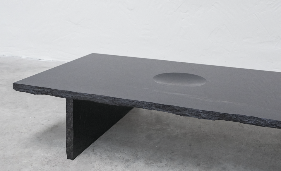 FRUSTRE 02 BLACK COFFEE TABLE