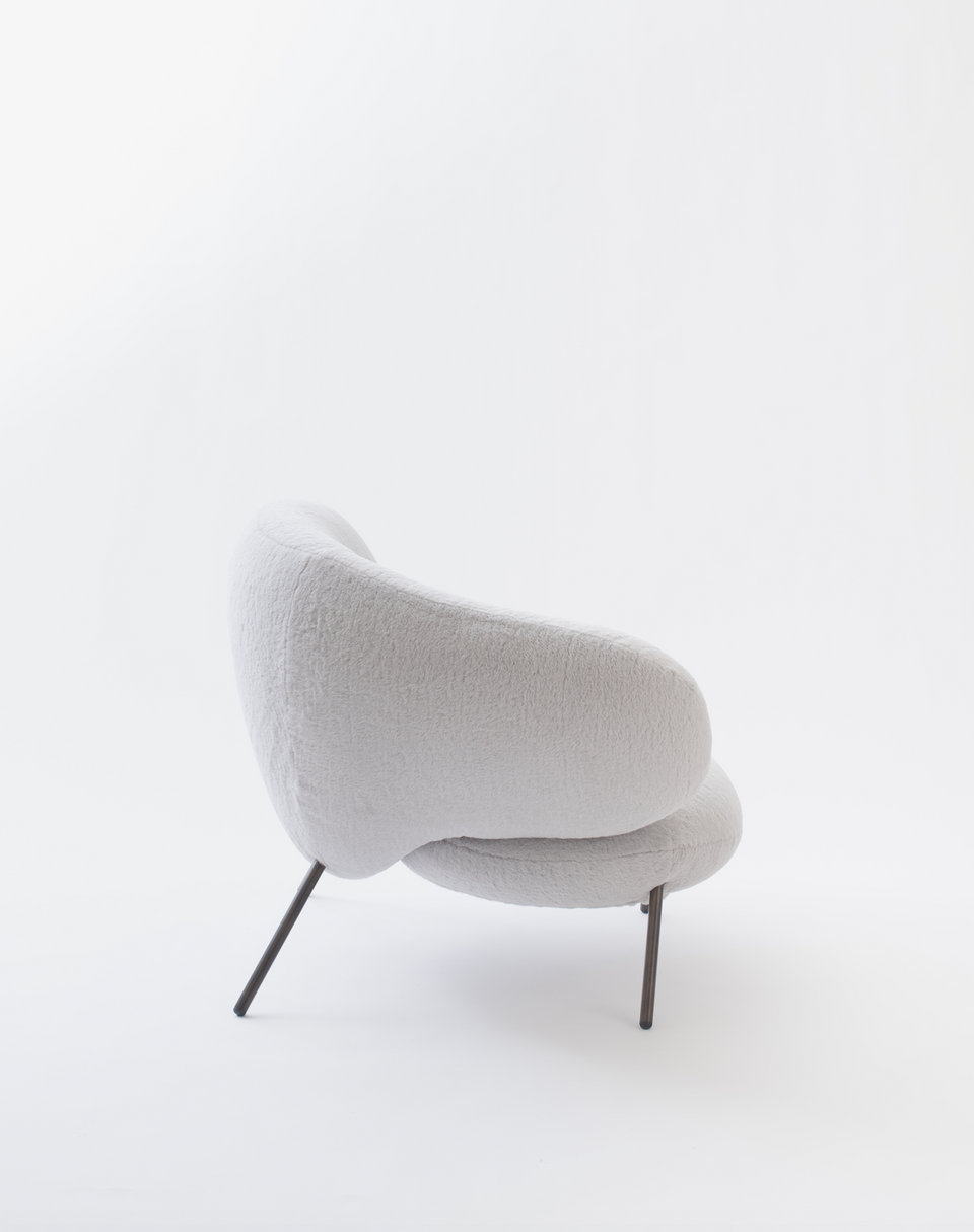 DUMBO LEFT SIDE LOUNGE CHAIR