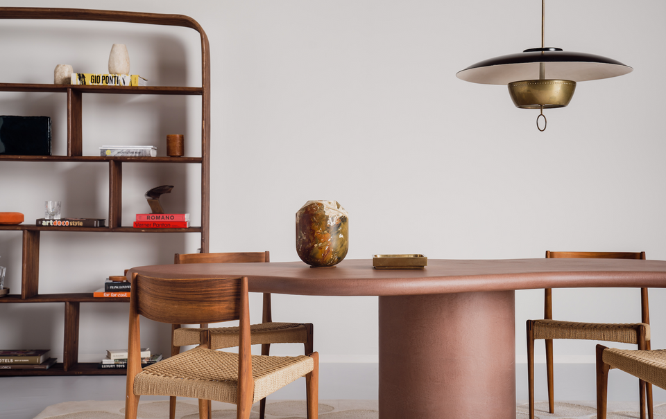 OOL240 DINING TABLE