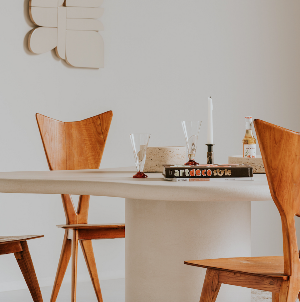 OOL155 DINING TABLE