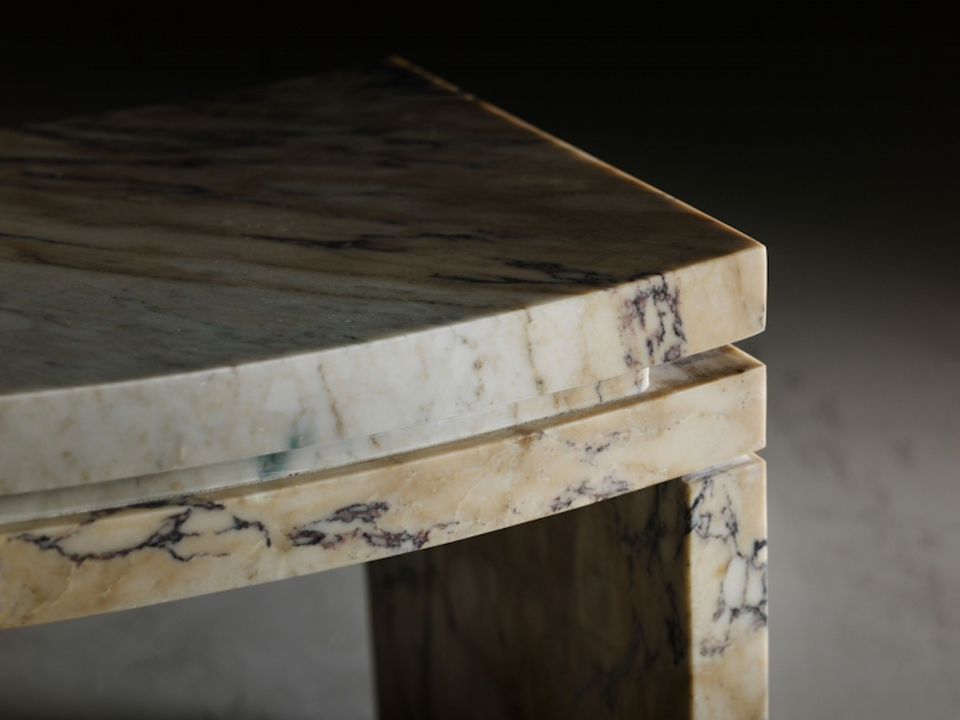 FANTASY STOOL