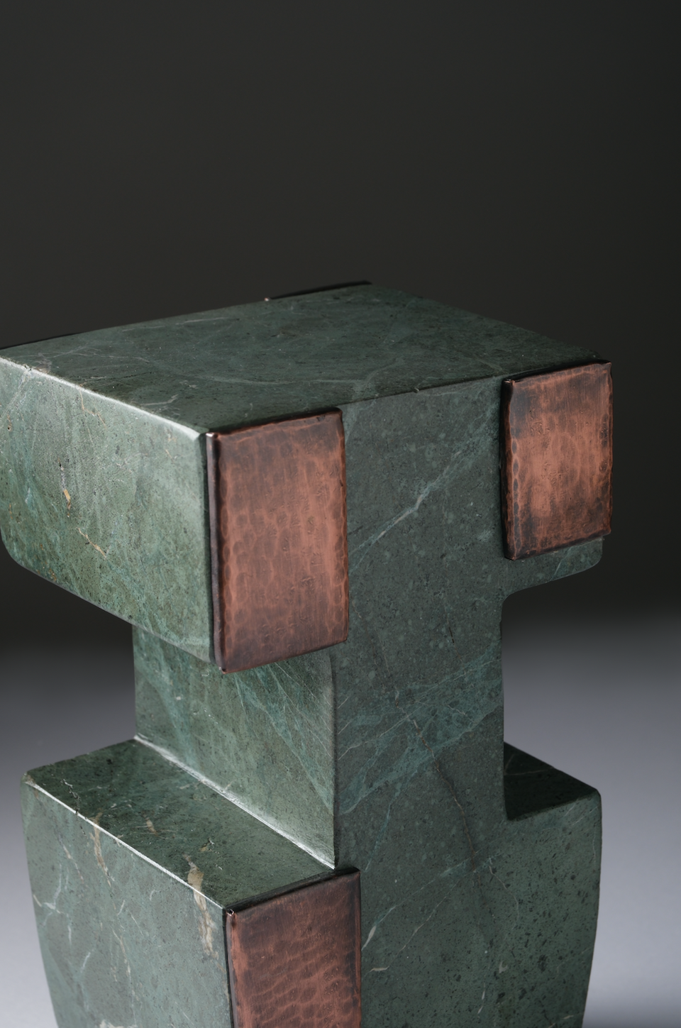 MONOLITH ARUNA