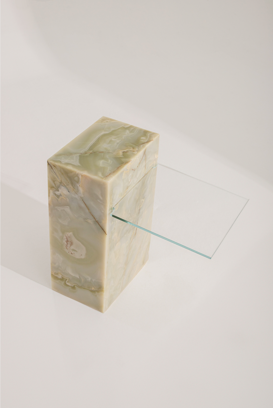 CERES GREEN ONYX SIDE TABLE