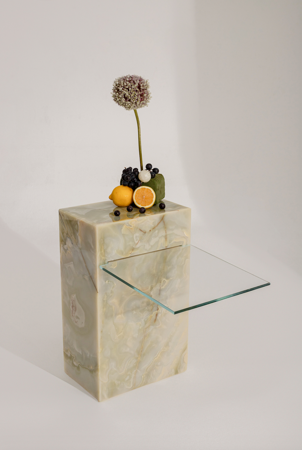 CERES GREEN ONYX SIDE TABLE