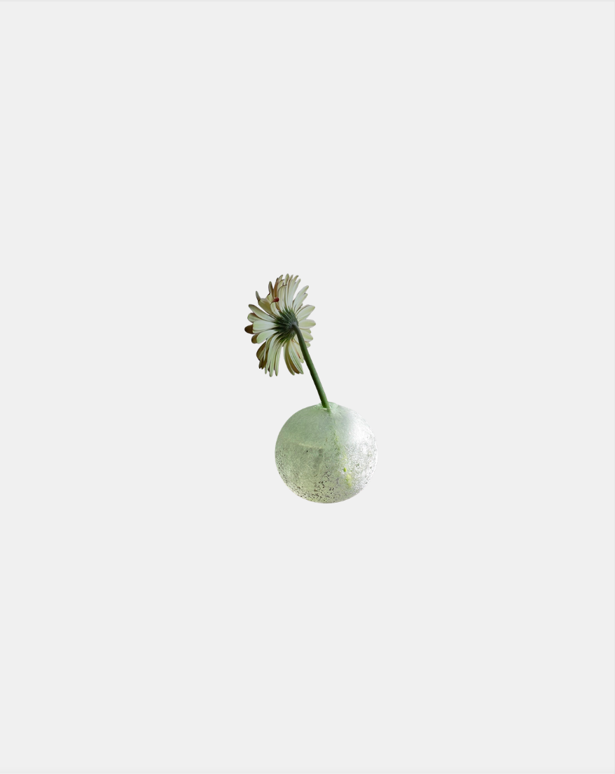 THE SCAVO FLOWER VASE