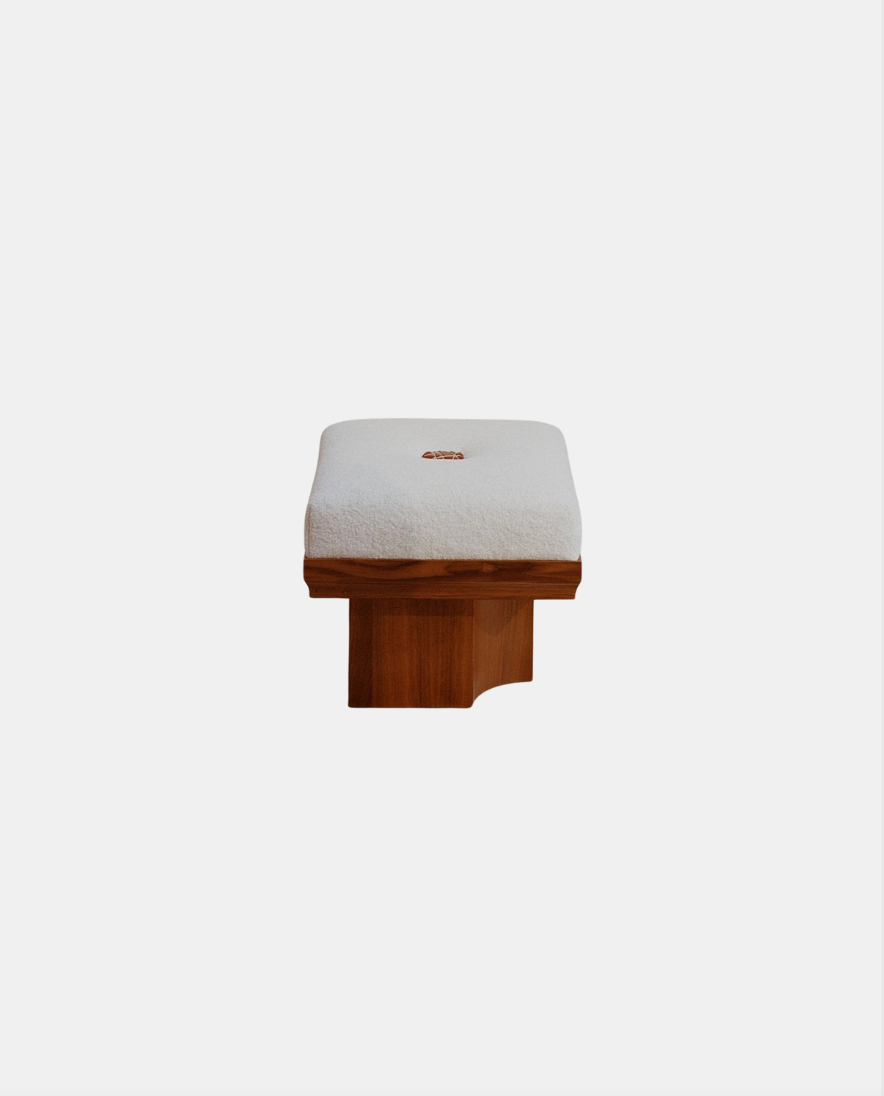 THE NAOS STOOL