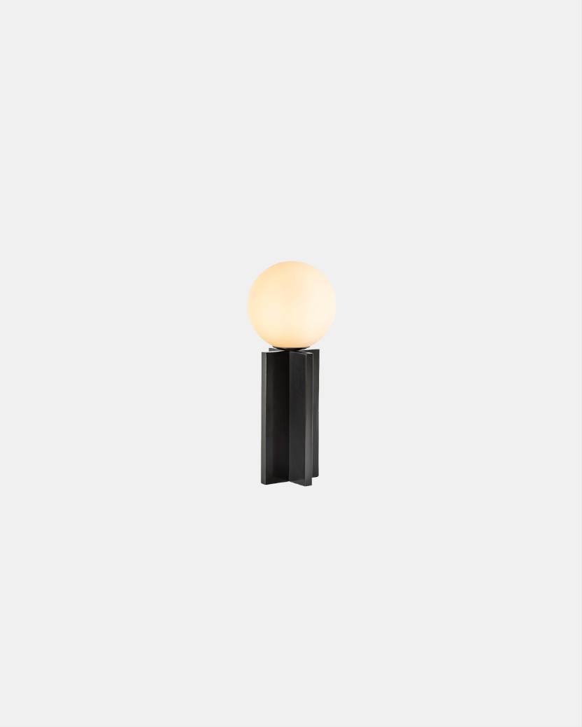 PLUS TABLE LAMP