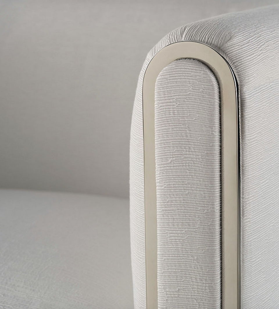 OLIVIA CHAIR