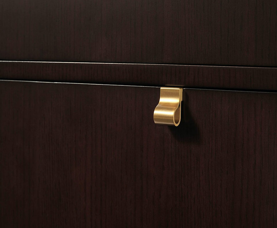 ELLERY DRESSER